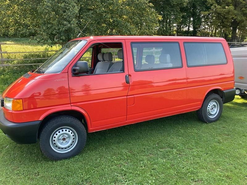 Rot Gebraucht 1996 VW T4 Van | 17.900 € - Bild 1/4