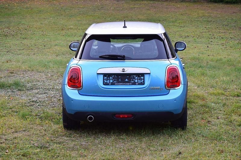 Second-hand Mini Cooper D 116 CP (85 kW) 2014 Albastru Hatchback