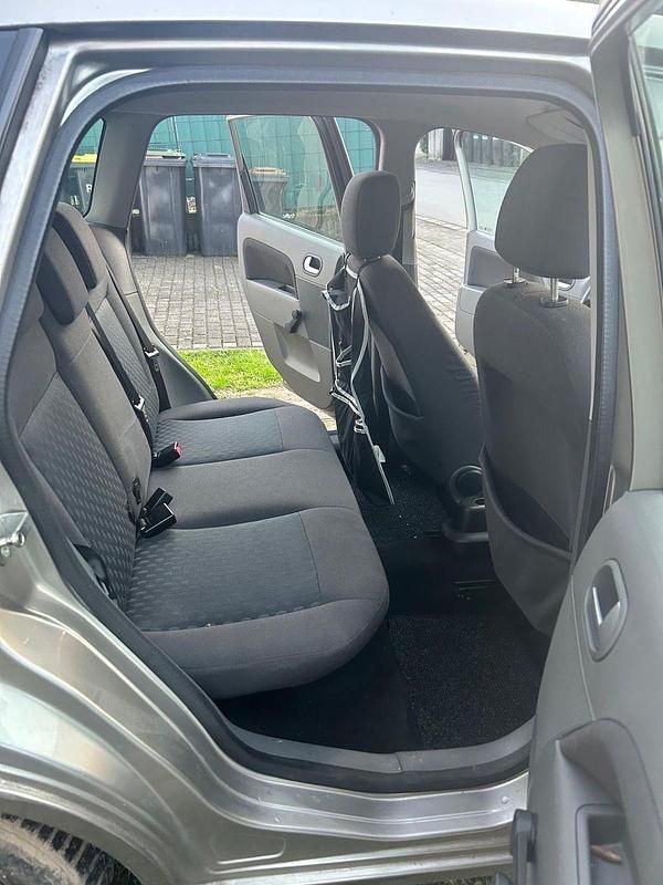 Gebraucht Ford Fiesta 60 PS (44 kW) 2002 Kleinwagen