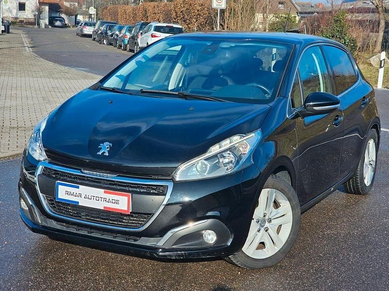 Gebraucht Peugeot 208 Allure 110 PS (80 kW) 2019 Schwarz Kleinwagen