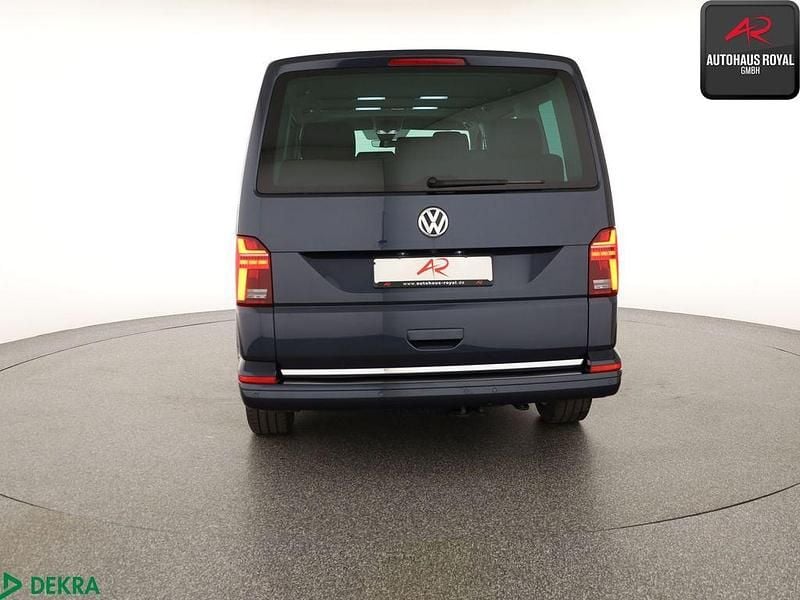 Second-hand VW Multivan Highline 204 CP (150 kW) 2023 Albastru Monovolum