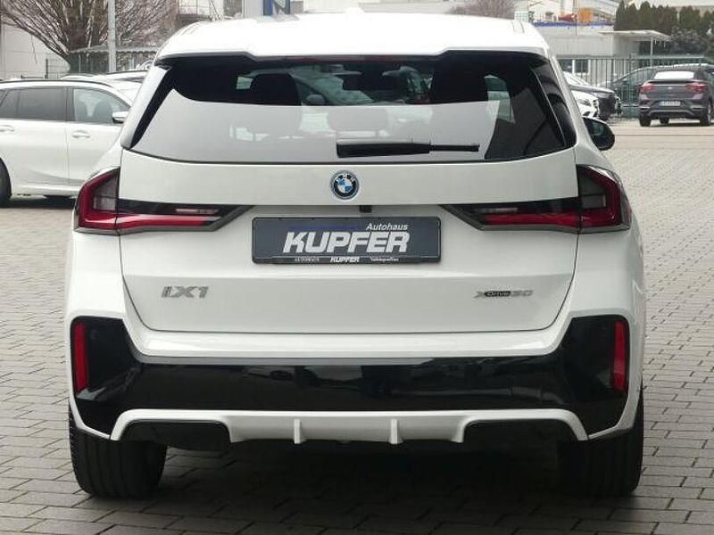 Gebraucht BMW iX1 Performance 279 kW (380 PS) 2024 Weiß SUV