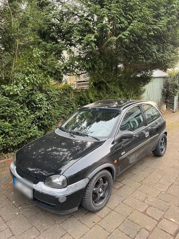 Gebraucht Opel Corsa 65 PS (47 kW) 2000 Schwarz Coupé