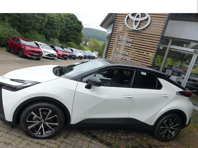 Neu Toyota C-HR 197 PS (144 kW) 2025 Platinum weiß SUV
