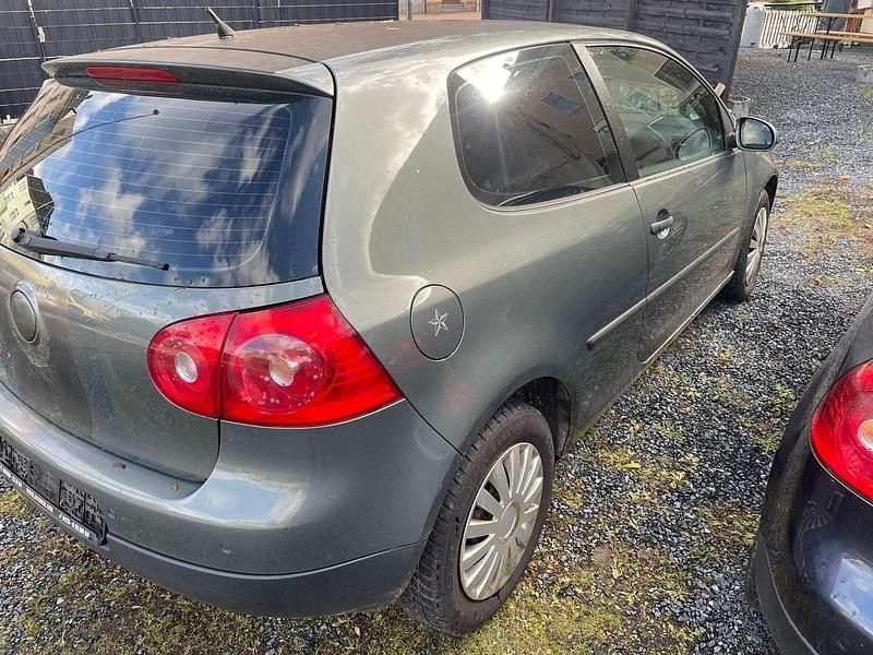 Gebraucht VW Golf IV Trendline 75 PS (55 kW) 2005 Kleinwagen