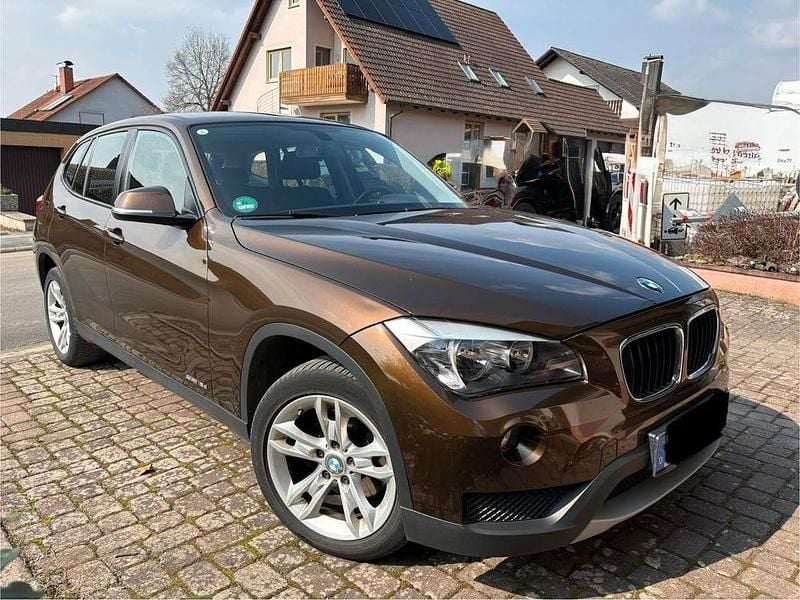 Gebraucht BMW X1 143 PS (105 kW) 2013 Braun SUV