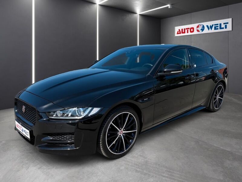 Schwarz Gebraucht 2016 Jaguar XE R-Sport Limousine | 17.490 € (Fairer Preis) - Bild 1/4
