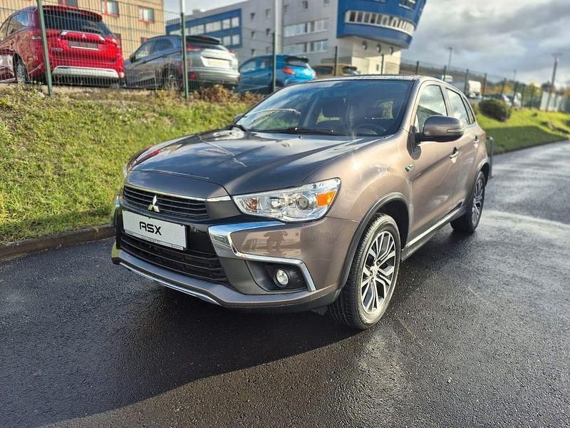 Braun Gebraucht 2017 Mitsubishi ASX Diamant Edition SUV | 14.490 € (Etwas zu teuer) - Bild 1/4