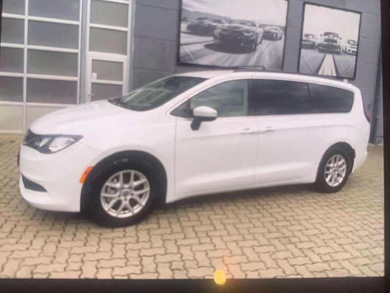 Gebraucht Chrysler Pacifica 286 PS (210 kW) 2021 Weiß Van