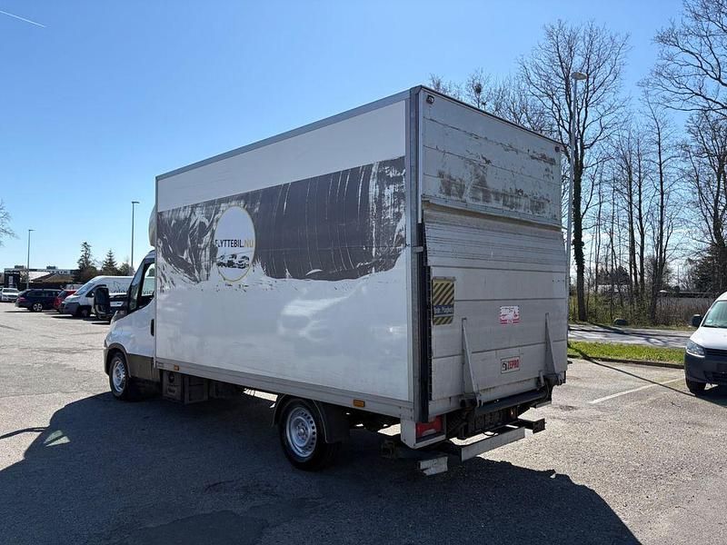 Second-hand Iveco Daily 2017 Alb Monovolum