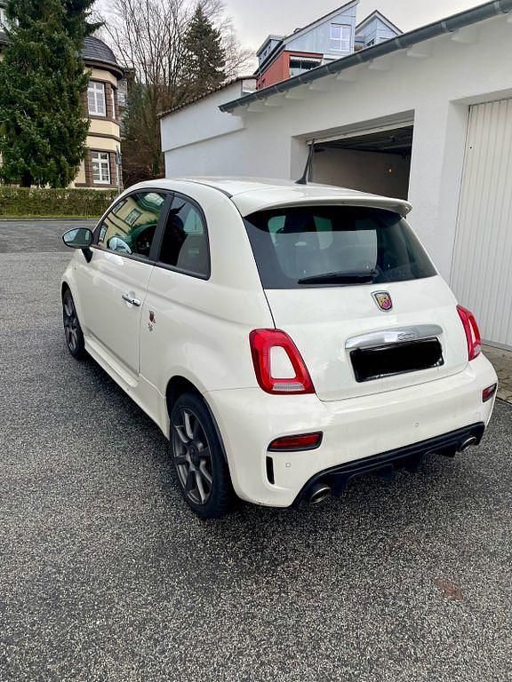 Gebraucht Abarth 595 145 PS (106 kW) 2017 Weiß Kleinwagen