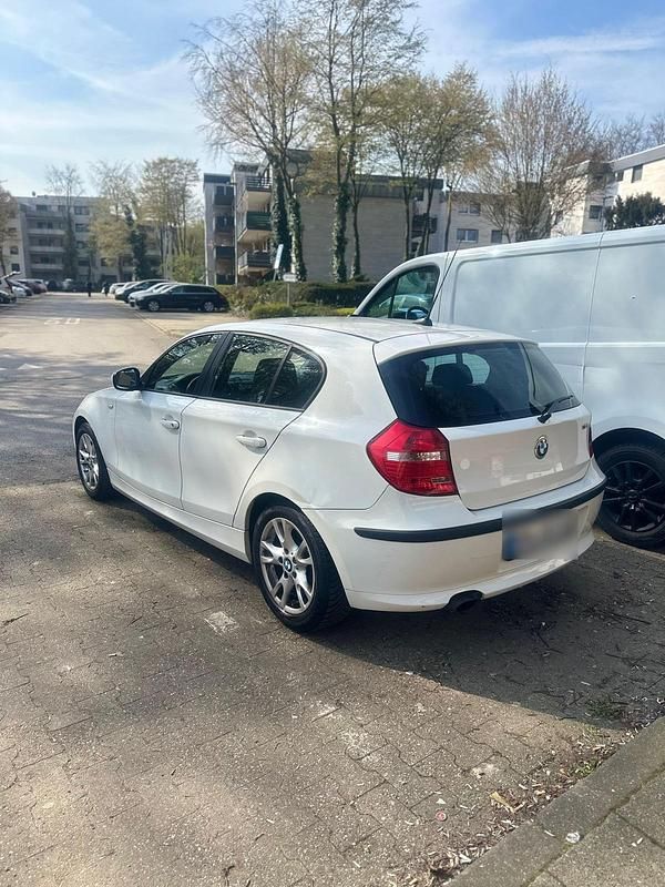 Gebraucht BMW 116 122 PS (89 kW) 2010 Kleinwagen