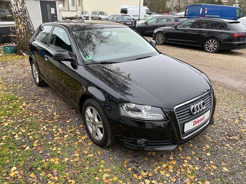 Gebraucht Audi A3 Attraction 105 PS (77 kW) 2010 Phantomschwarz perleffekt Kleinwagen