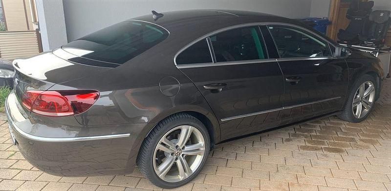 Gebraucht VW CC 140 PS (102 kW) 2014 Braun Limousine