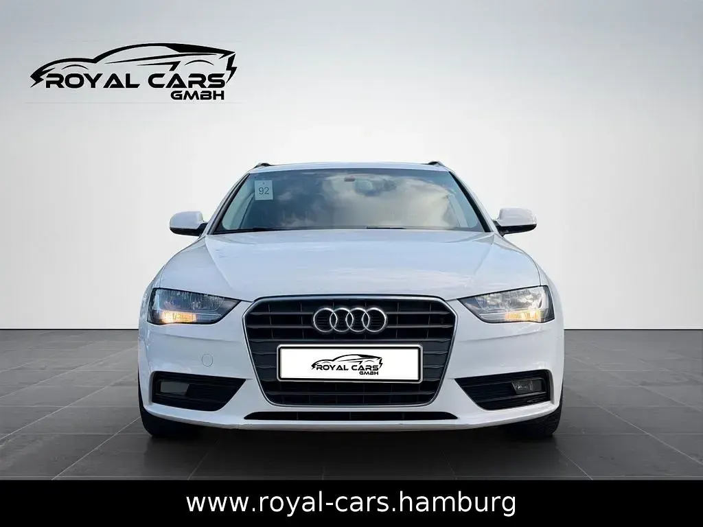 Gebraucht Audi A4 Ambiente 177 PS (130 kW) 2012 Weiß Kombi