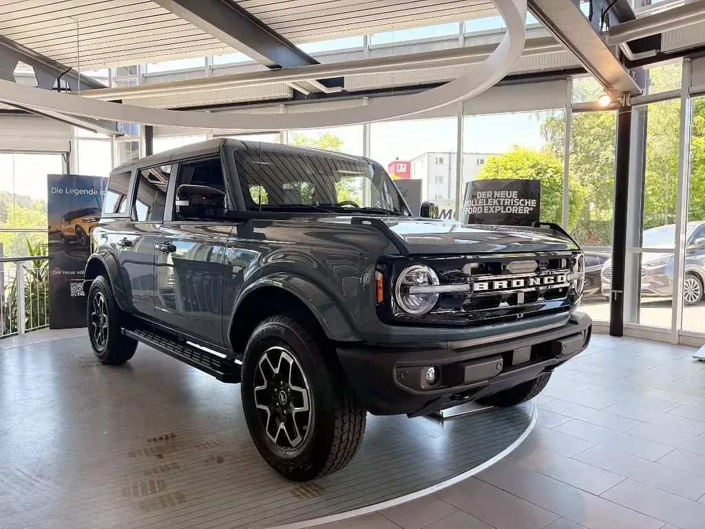 Nuevo Ford Bronco Outer Banks 334 CV (245 kW) 2026 Negro SUV