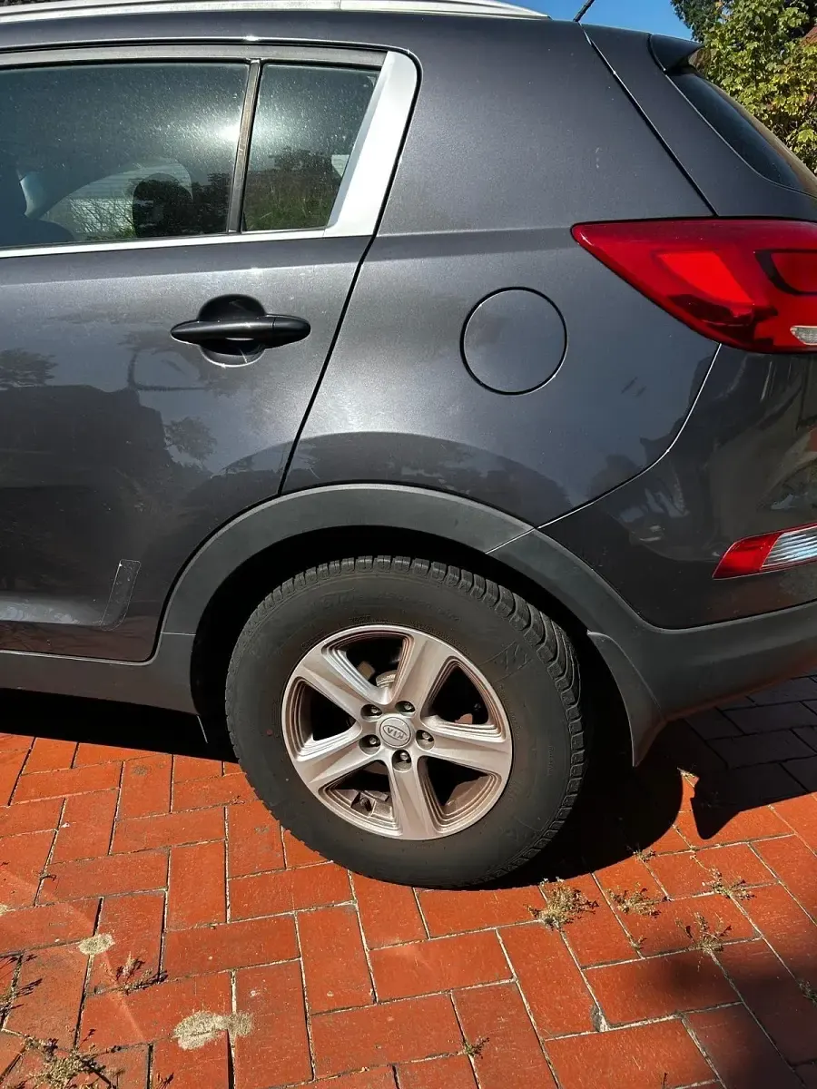 Gebraucht Kia Sportage 115 PS (84 kW) 2014 Grau SUV
