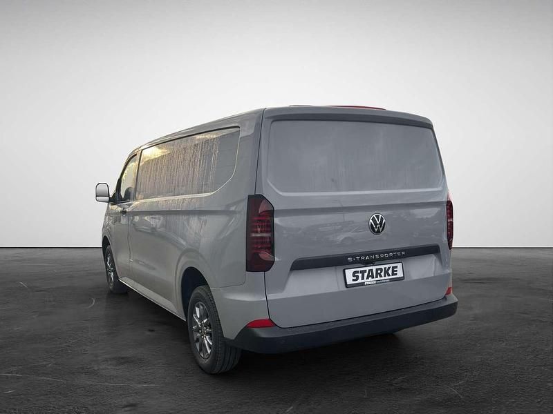 Neu VW Transporter 100 kW (136 PS) 2026 Stone grey Van