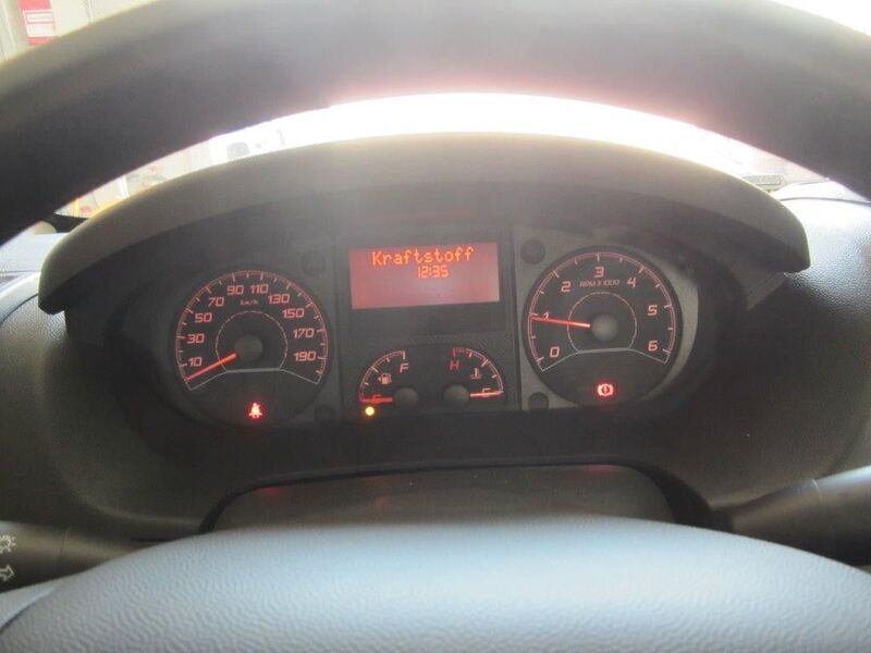 Gebraucht Peugeot Boxer 224 PS (164 kW) 2024 Weiß Van