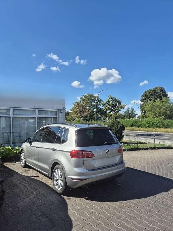 Gebraucht 2015 VW Golf VII LOUNGE Kombi | 11.500 € (Guter Preis) - Bild 1/4