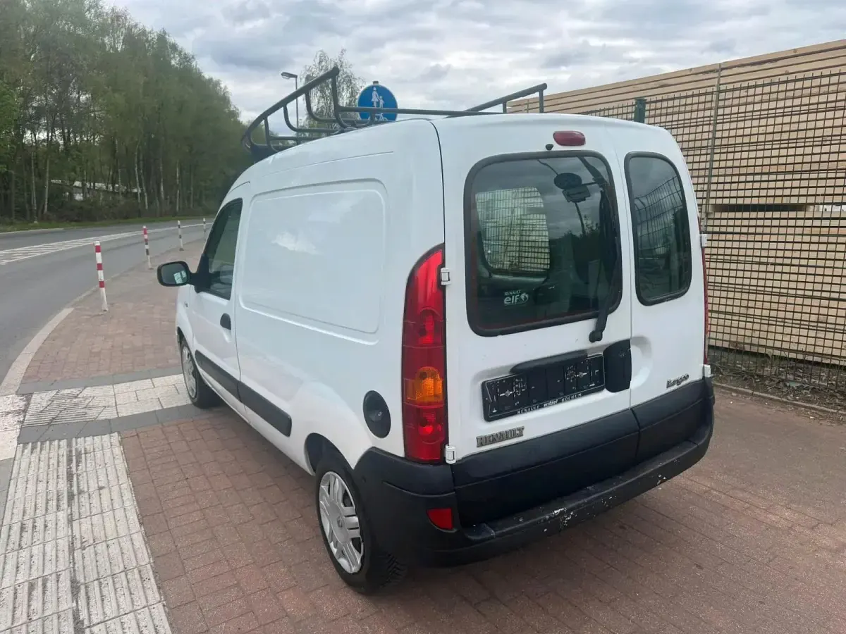 Gebraucht Renault Kangoo 85 PS (62 kW) 2008 Weiß Van / Kleinbus