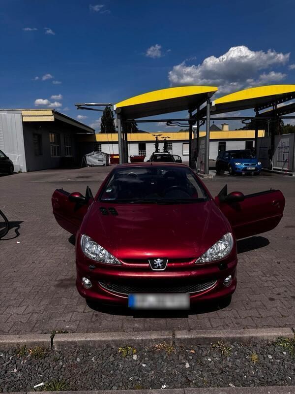 Rot Gebraucht 2004 Peugeot 206 CC Cabrio | 1.300 € (Guter Preis) - Bild 1/4