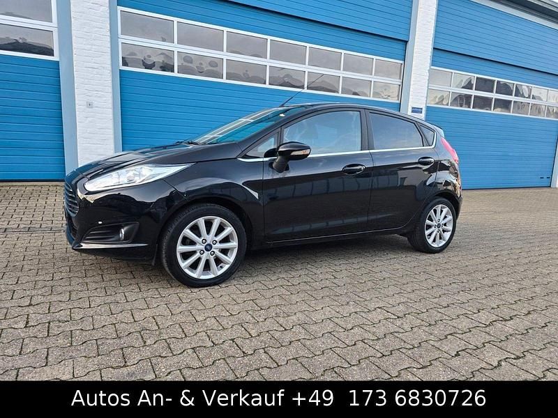 Gebraucht Ford Fiesta Titanium 101 PS (74 kW) 2017 Schwarz Limousine