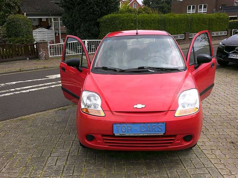 Super red (solid) Gebraucht 2009 Chevrolet Matiz Kleinwagen | 1.980 € (Etwas zu teuer) - Bild 1/4
