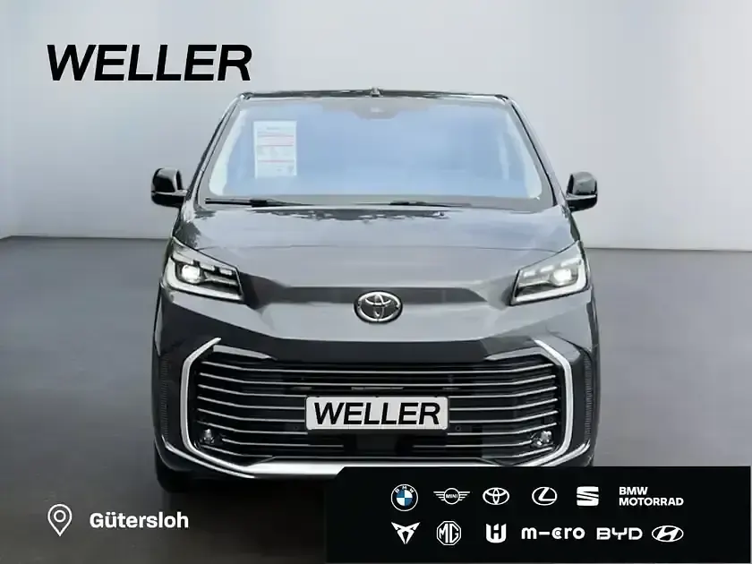 Gebraucht Toyota Proace Team 177 PS (130 kW) 2025 Titanium grey metallic (grau) Van / Kleinbus