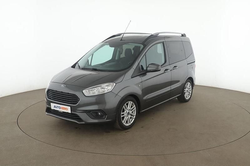 Gebraucht Ford Tourneo Courier Titanium 2019 Grau Van / Kleinbus