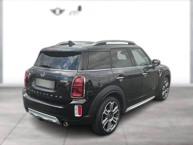 Second-hand Mini Cooper SD 190 CP (139 kW) 2022 Negru Hatchback