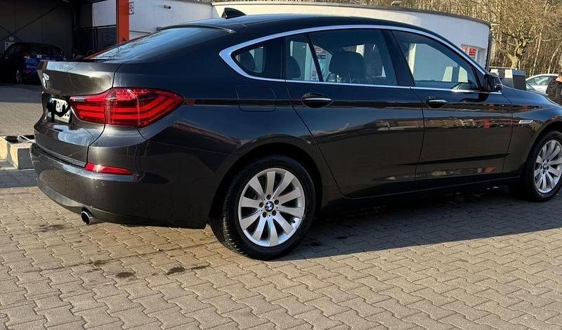 Gebraucht BMW 535 Gran Turismo Luxury Line 306 PS (225 kW) 2014 Schwarz Limousine