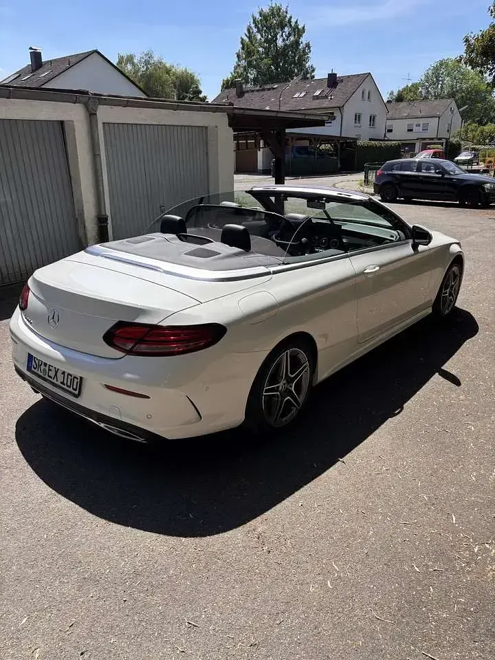 Gebraucht Mercedes C200 184 PS (135 kW) 2019 Weiß Cabrio
