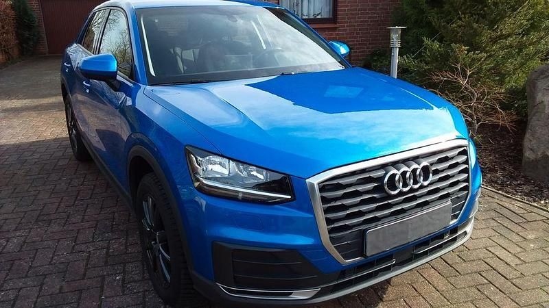 Gebraucht Audi Q2 116 PS (85 kW) 2018 Blau SUV