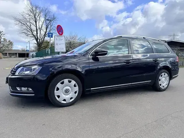 Używany VW Passat Edition 105 KM (77 kW) 2014 Czarny Kombi