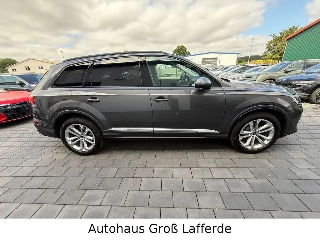 Gebraucht Audi Q7 Sport 231 PS (169 kW) 2025 Grau SUV