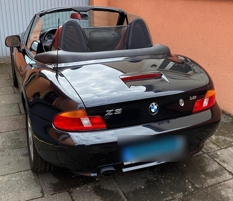 Gebraucht BMW Z3 Sport Line 118 PS (86 kW) 2000 Schwarz Cabrio