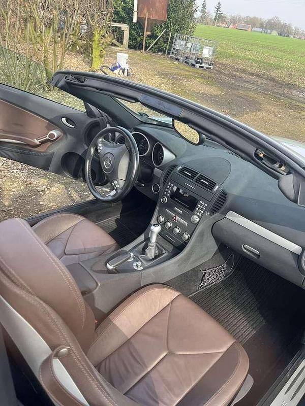 Second-hand Mercedes SLK200 163 CP (119 kW) 2004 Cabrio
