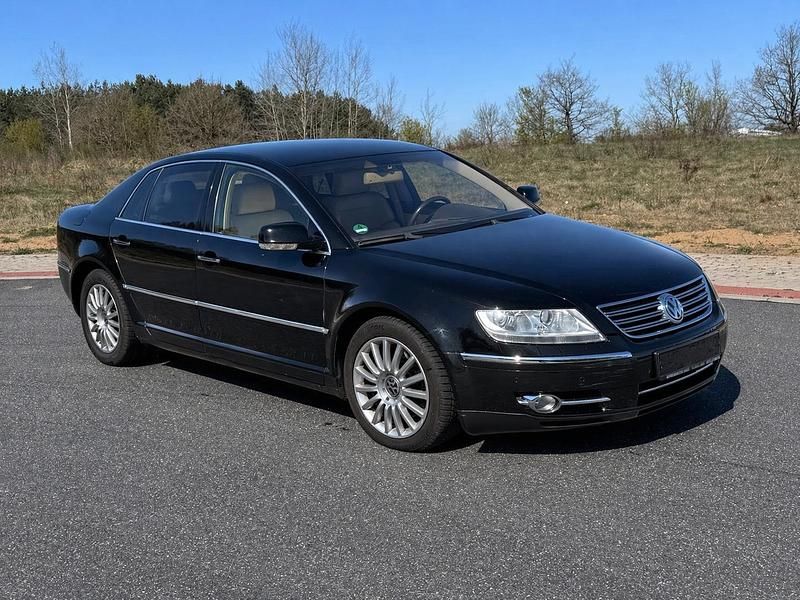 Second-hand VW Phaeton 241 CP (177 kW) 2004 Negru Berlinǎ