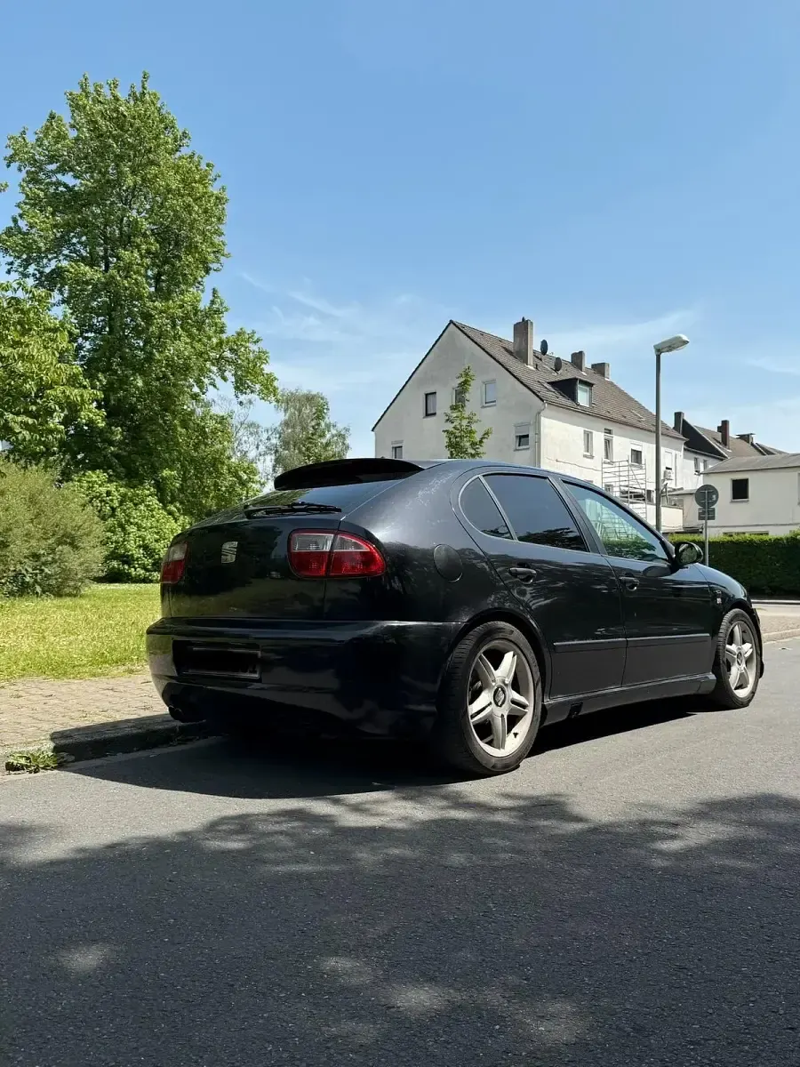 Gebraucht Seat Leon 150 PS (110 kW) 2003 Schwarz Kleinwagen