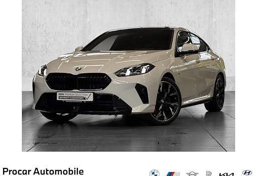 Weiß Gebraucht 2025 BMW 218 Shadowline Coupé | 39.980 € (Teuer) - Bild 1/4