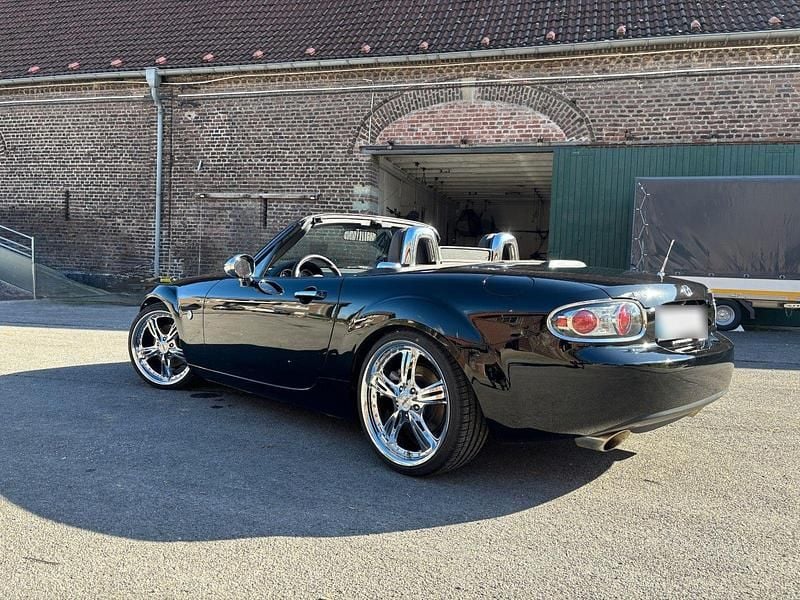 Gebraucht Mazda MX5 160 PS (117 kW) 2009 Schwarz Cabrio