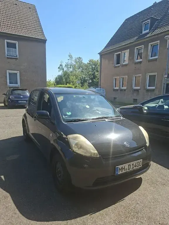 Gebraucht Daihatsu Sirion 87 PS (63 kW) 2005 Schwarz Kleinwagen