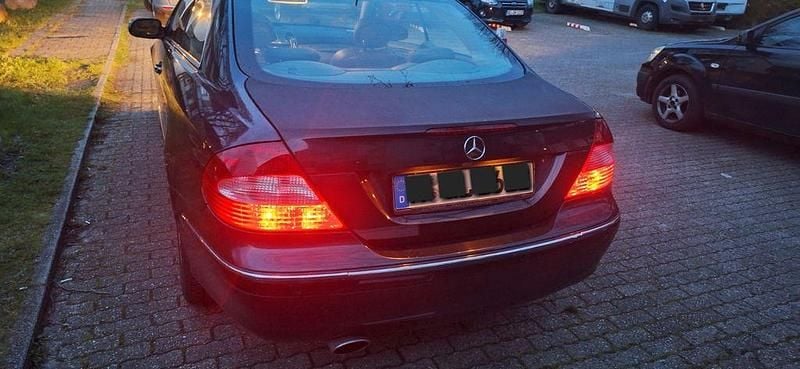 Gebraucht Mercedes CLK280 Elegance 231 PS (169 kW) 2005 Blau Coupé