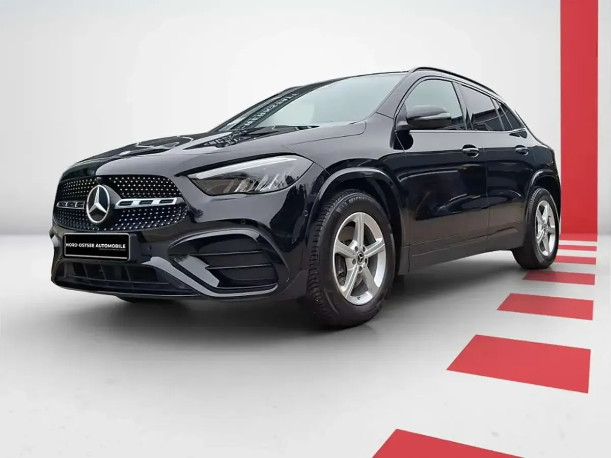 Gebraucht Mercedes GLA180 AMG 116 PS (85 kW) 2024 Unilack nachtschwarz SUV