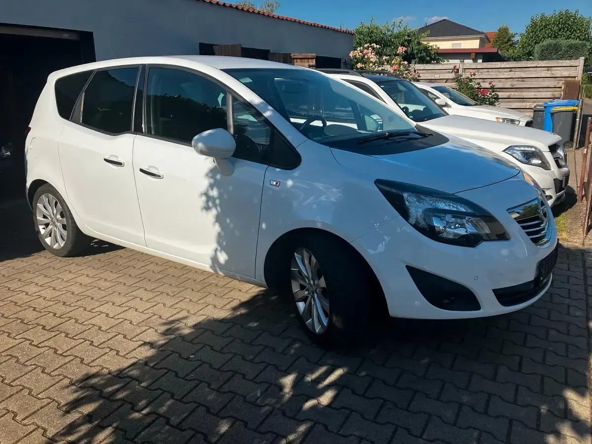 Gebraucht Opel Meriva Eco 120 PS (88 kW) 2011 Weiß Van / Kleinbus
