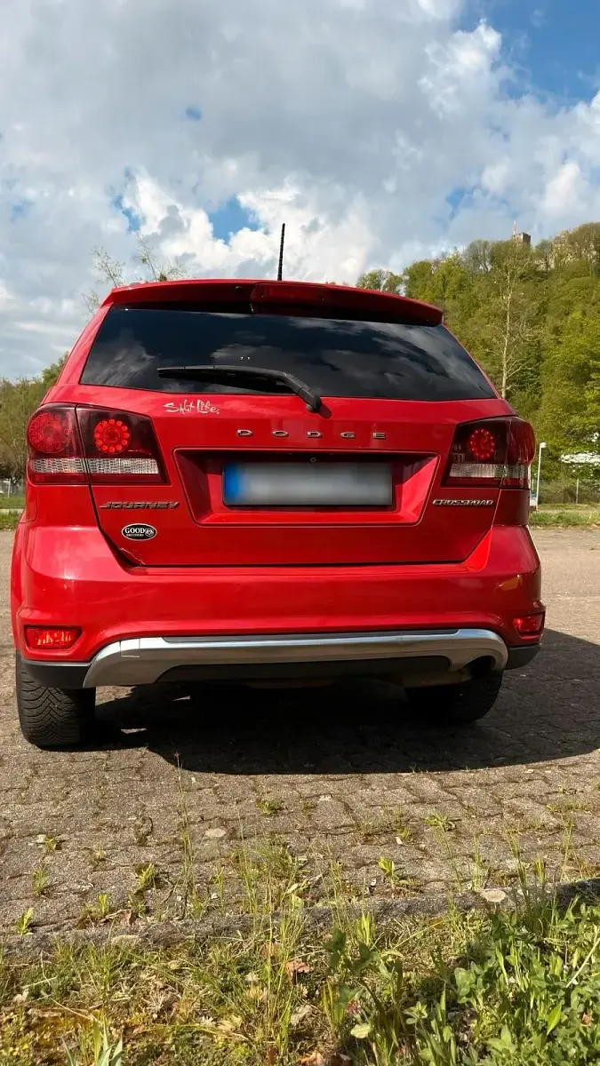 Używany Dodge Journey 170 KM (125 kW) 2015 Czerwony SUV