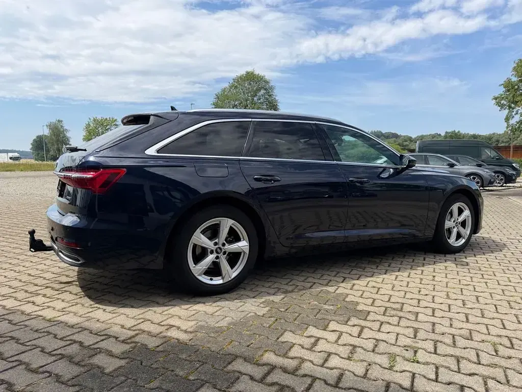 Gebraucht Audi A6 Sport 204 PS (150 kW) 2022 Blau Kombi