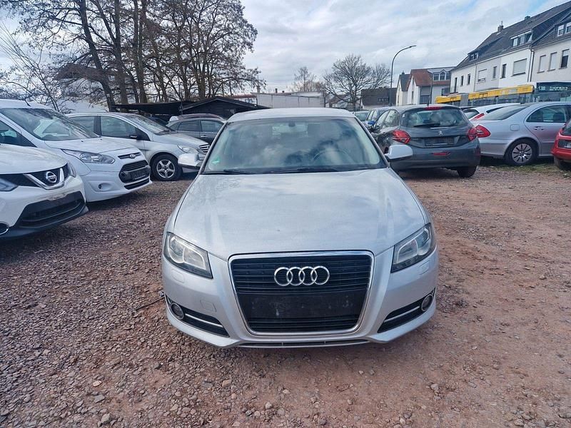Gebraucht Audi A3 Ambition 140 PS (102 kW) 2011 Silber Kleinwagen