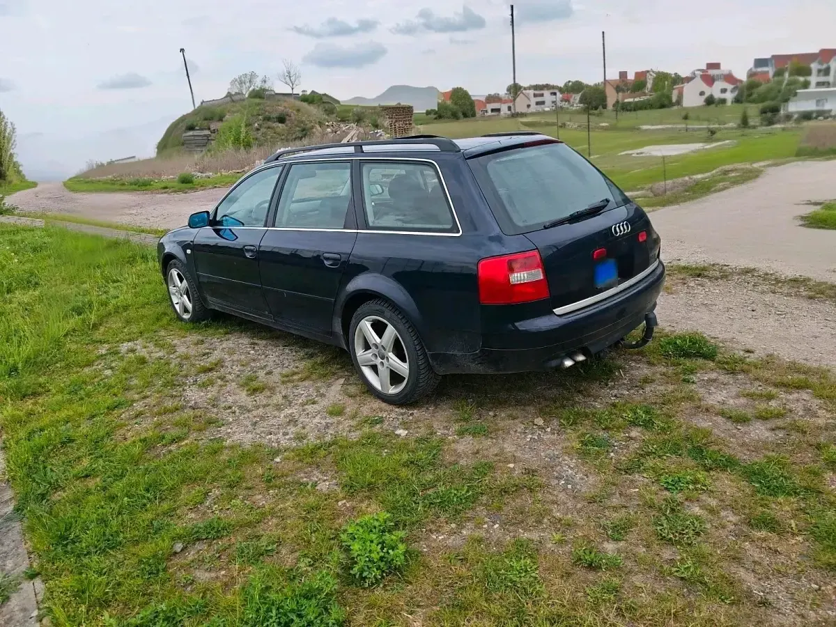 Brugt Audi A6 163 HK (119 kW) 2004 Blå Stationcar